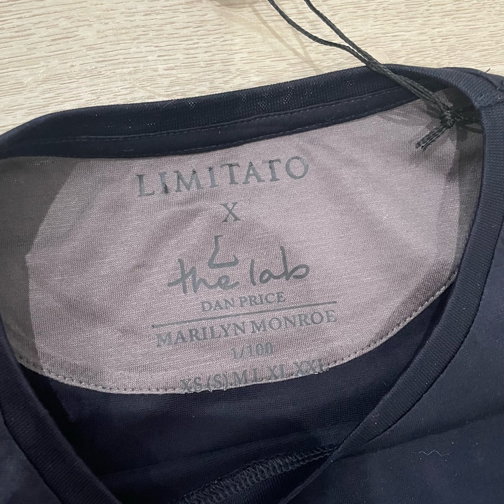 Limitato Men’s Black Marilyn Monroe Shirt - Picture 5 of 6